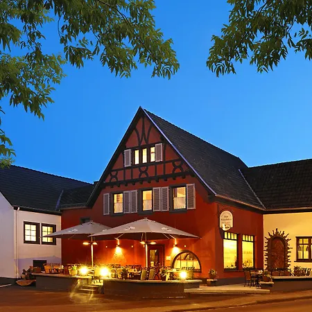 Beim Holzschnitzer 3*