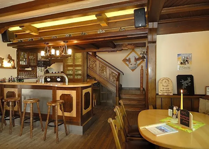 Beim Holzschnitzer Πανσιόν Dreis-Brück