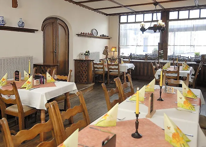 Beim Holzschnitzer 3*