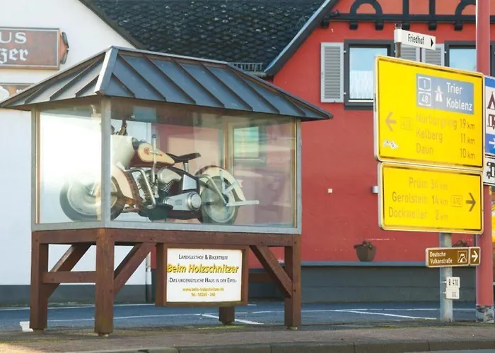 Beim Holzschnitzer 3* Dreis-Brück